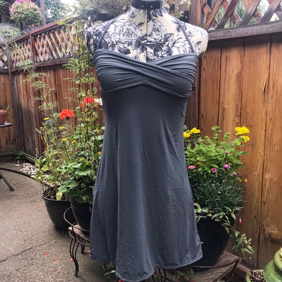 La Vie En Rose Aqua Tankini Swimsuit Top - Picture 1 of 4